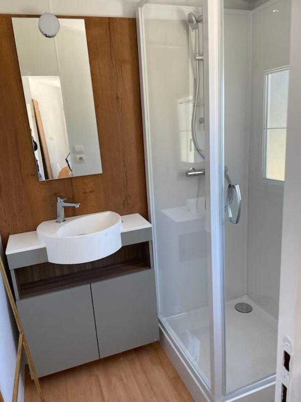 Tiny House Hotel Souvans Exterior photo